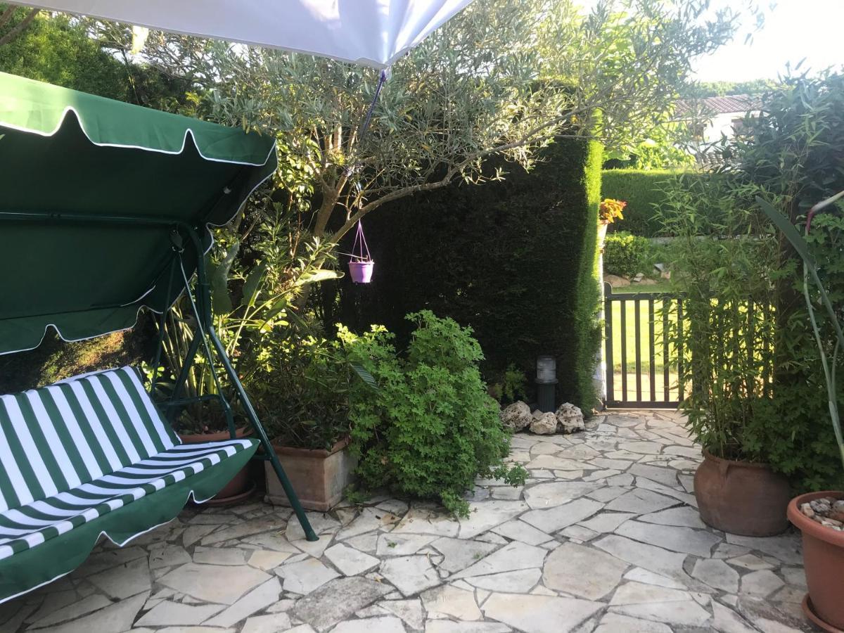 Casita blanca con fibra óptica y piscina cominutaria Vila Tossa de Mar Exterior foto